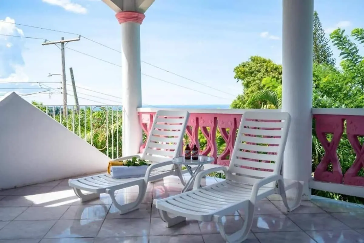 Hotel Spiritual 7 Montego Bay 0*,  Jamaika